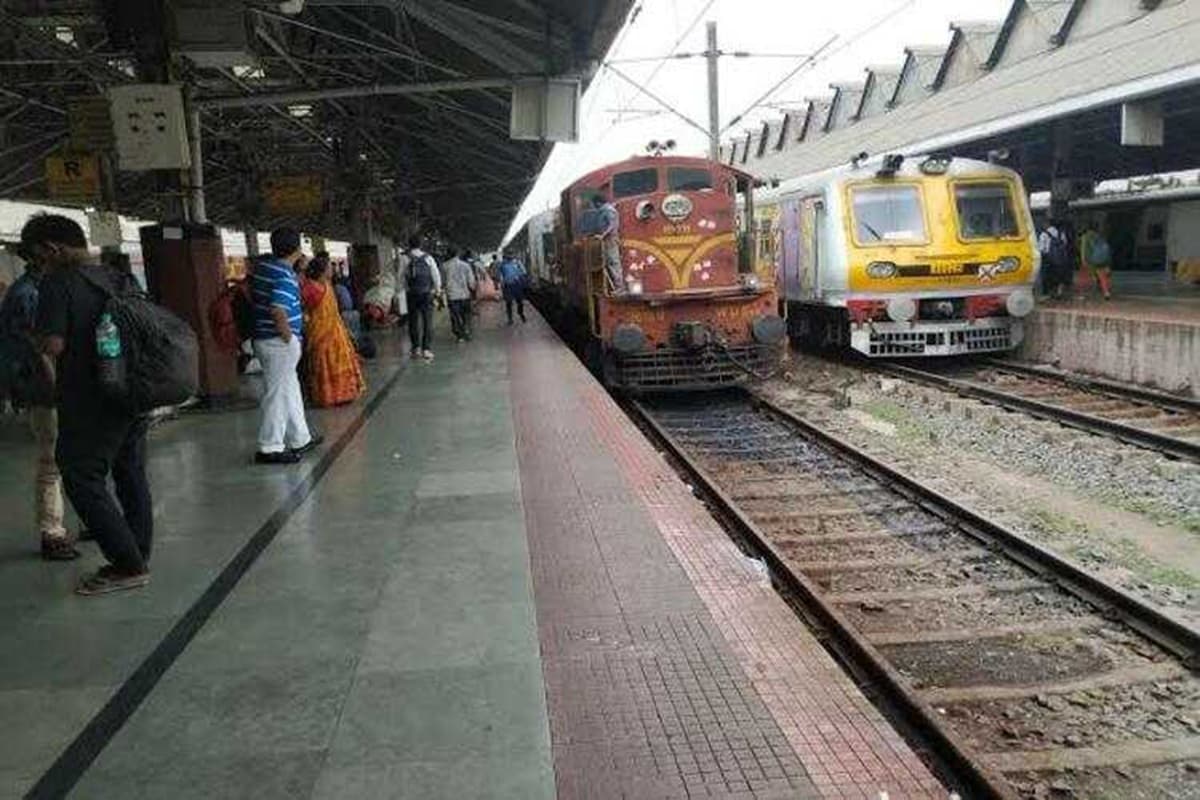 Maharashtra News: बदल गया इस मशहूर रेलवे स्टेशन का नाम, अब इस नाम से पहचानेंगे लोग, सरकार ने जारी की अधिसूचना