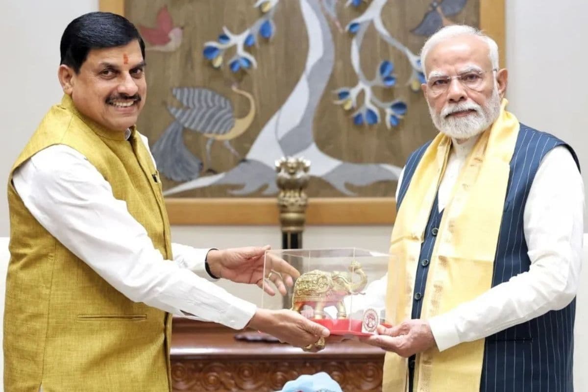 प्रधानमंत्री नरेन्द्र मोदी : स्वदेशी का संकल्प और राष्ट्र निर्माण के प्रेरक – डॉ. मोहन यादव