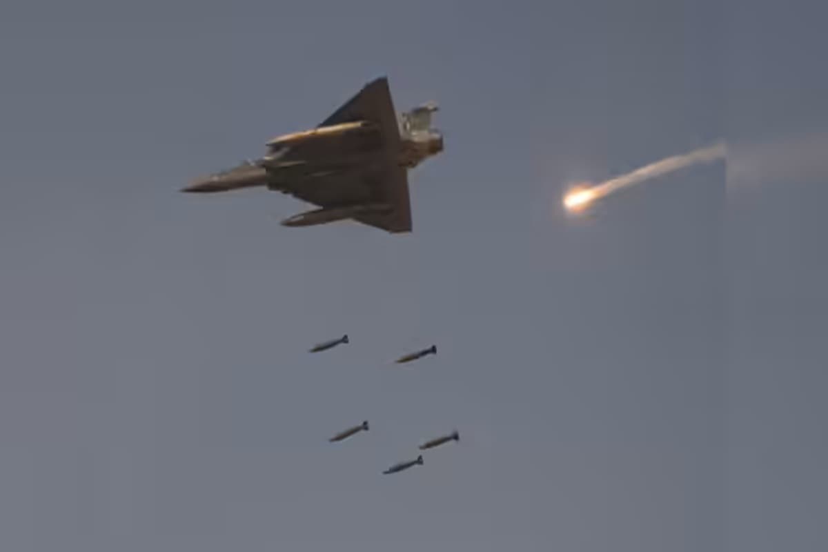 Indian air force strikes: भारतीय हमले में आतंकी मसूद अजहर के परिवार के हुए ‘टुकड़े-टुकड़े’, जैश कमांडर ने खोल दिया 7 मई की एयर स्ट्राइक का राज