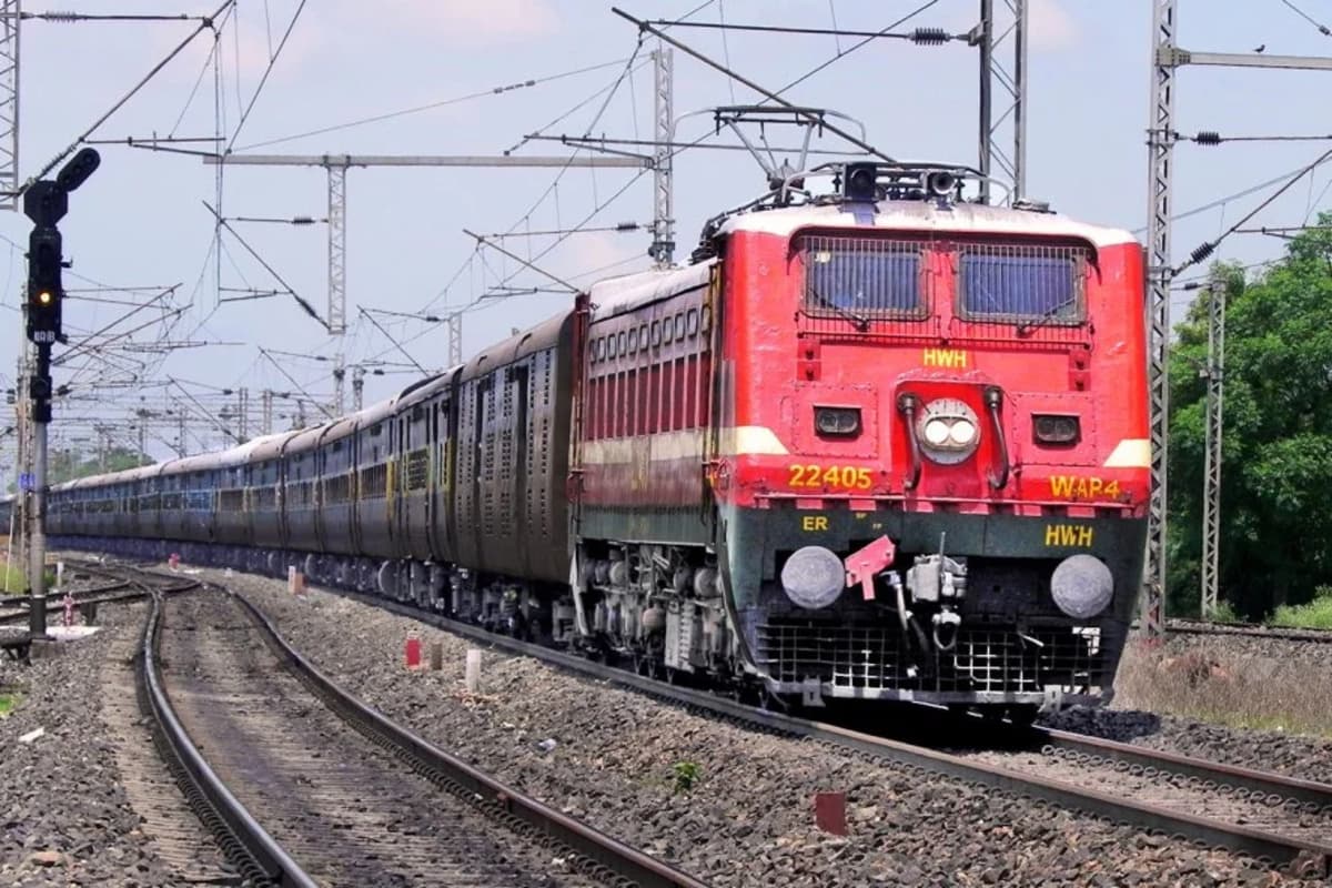 Indian Railways Update: सीधे देश की राजधानी से जुड़ेगा देश का एक और राज्य, पीएम मोदी इस ट्रेन को दिखाएंगे हरी झंडी, जानिए रूट और शेड्यूल