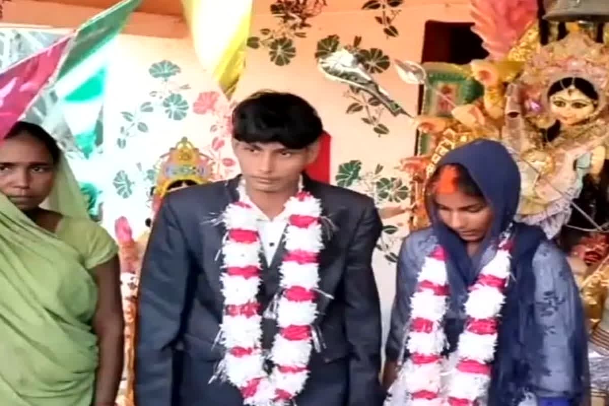 UP News: प्रेमिका को लेकर घूम रहा था प्रेमी, गांववालों ने करवा दी शादी, मामला जानकर उड़ जाएंगे आपके भी होश