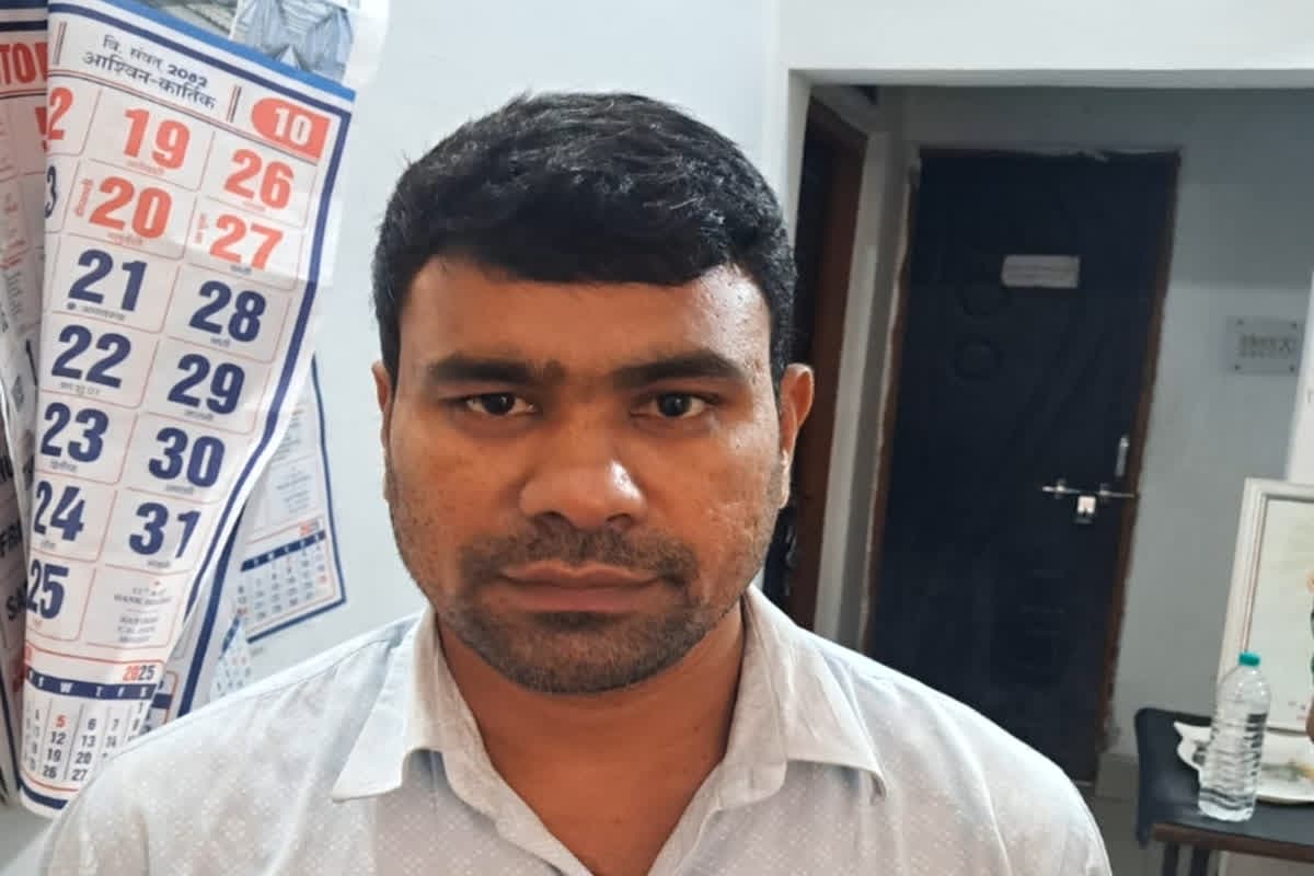 Janjgir-Champa Crime News: युवती से दुष्कर्म करने वाला झोलाछाप डॉक्टर गिरफ्तार, शादी का झांसा देकर मिटाई थी हवस
