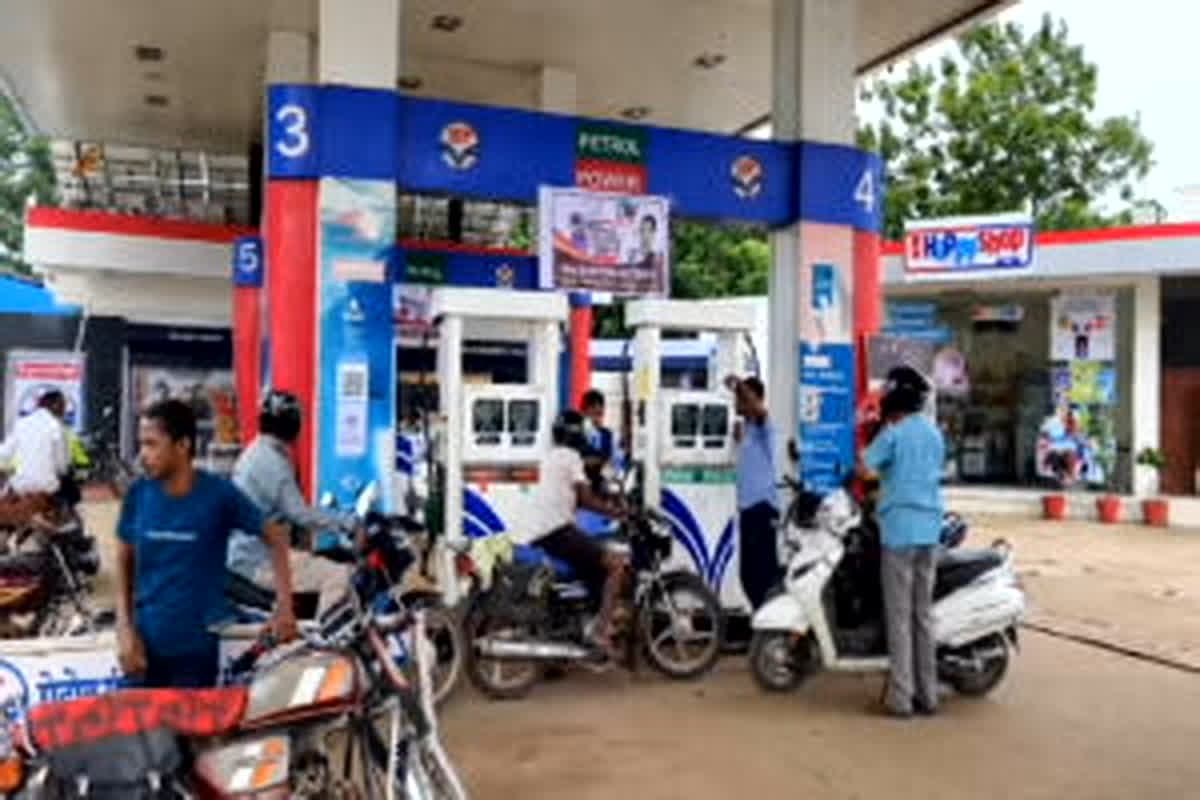 No PUC No Fuel News: बिना पीयूसी के नहीं मिलेगा पेट्रोल, राजधानी में वाहनों की एंट्री पर भी लगी रोक, जानिए अचानक क्यों लिया गया ऐसा फैसला