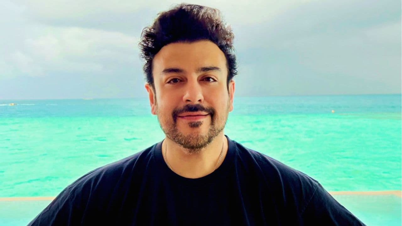 Adnan Sami Fraud Case : कार्यक्रम निरस्त होने के बाद भी इस मशहूर सिंगर ने नहीं लौटाया पैसा, अब पूछताछ के लिए मुंबई जाएगी पुलिस, जानिए क्या है पूरा मामला