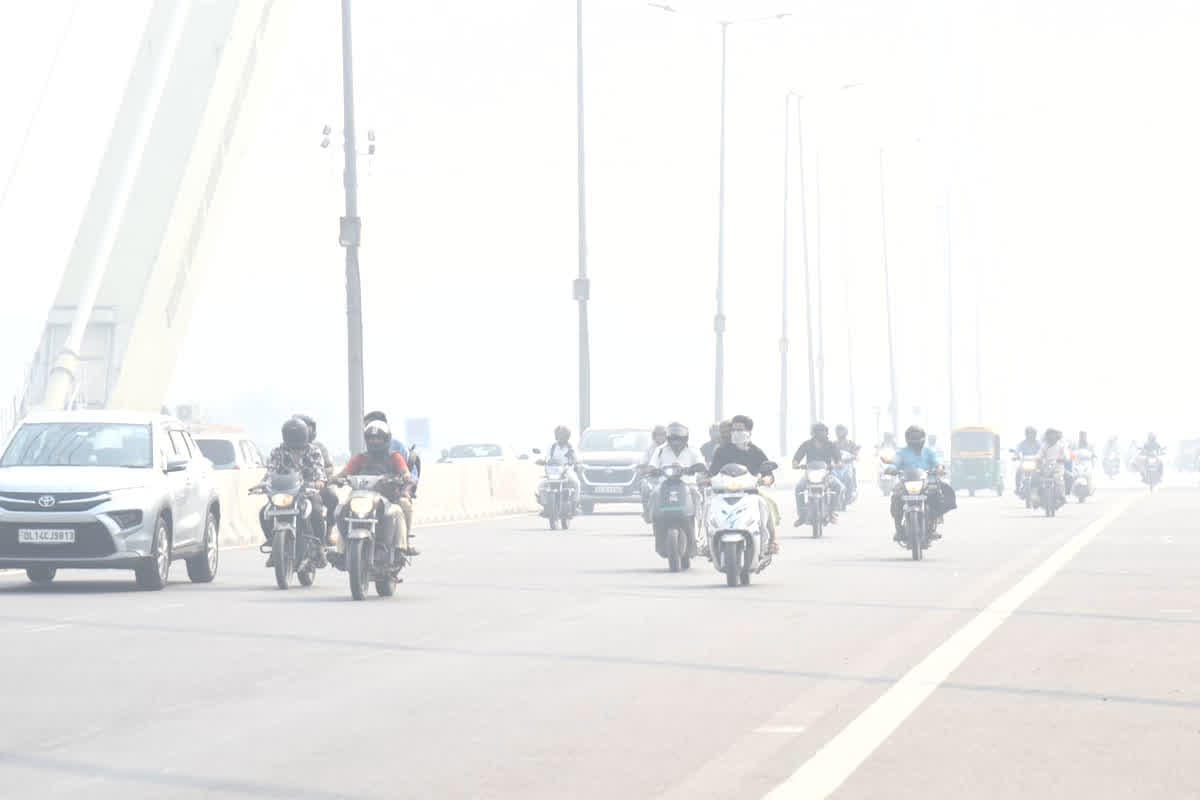 Delhi AQI Today: दिल्ली-एनसीआर में जहरीली धुंध का कहर!… सरकार का आया बड़ा फैसला, नियम तोड़ने पर होगा इतने करोड़ तक का जुर्माना