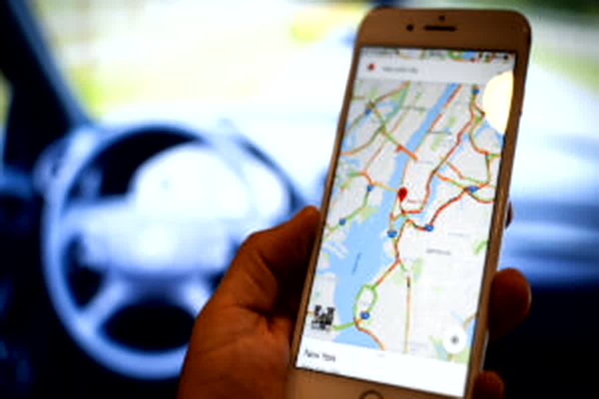 Google Maps New Feature: गूगल मैप्स ने लॉन्च किये 10 नए फीचर्स! अब बताएगा एक्सीडेंट-प्रोन एरिया, EV चार्जिंग स्टेशन और बजट-फ्रेंडली रेस्टोरेंट्स तक सब कुछ