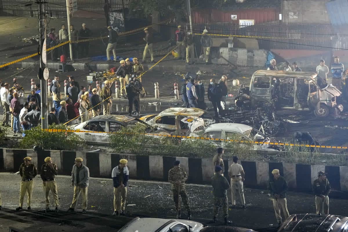 Lal Qila Blast News: दिल्ली के लाल किले के पास भयानक धमाके के बाद, अब इस राज्य से पकड़े जा रहे संदिग्ध, राज्य के सीएम ने भी कही बड़ी बात…