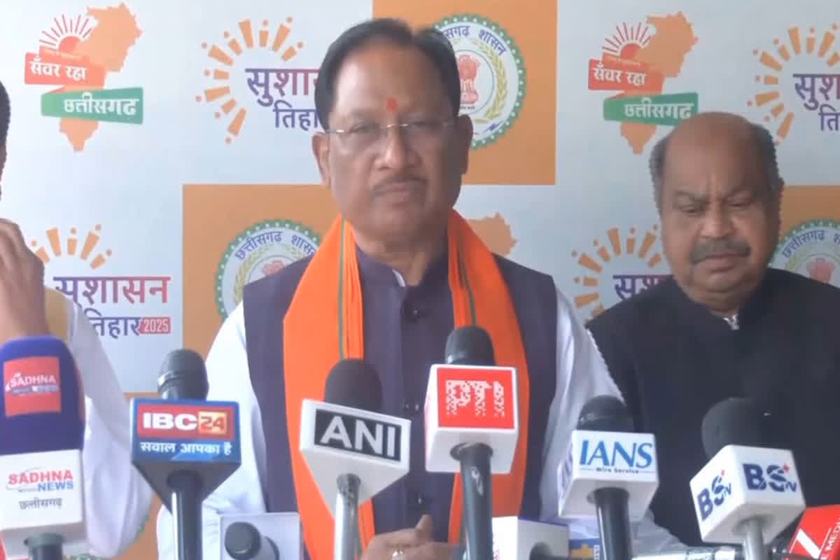Nitish Kumar Shapath Grahan: छत्तीसगढ़ के सीएम विष्णुदेव साय ने दी नीतीश कुमार को बधाई.. कहा, ‘विकास की गंगा बहेगी, सुशासन स्थापित होगा’