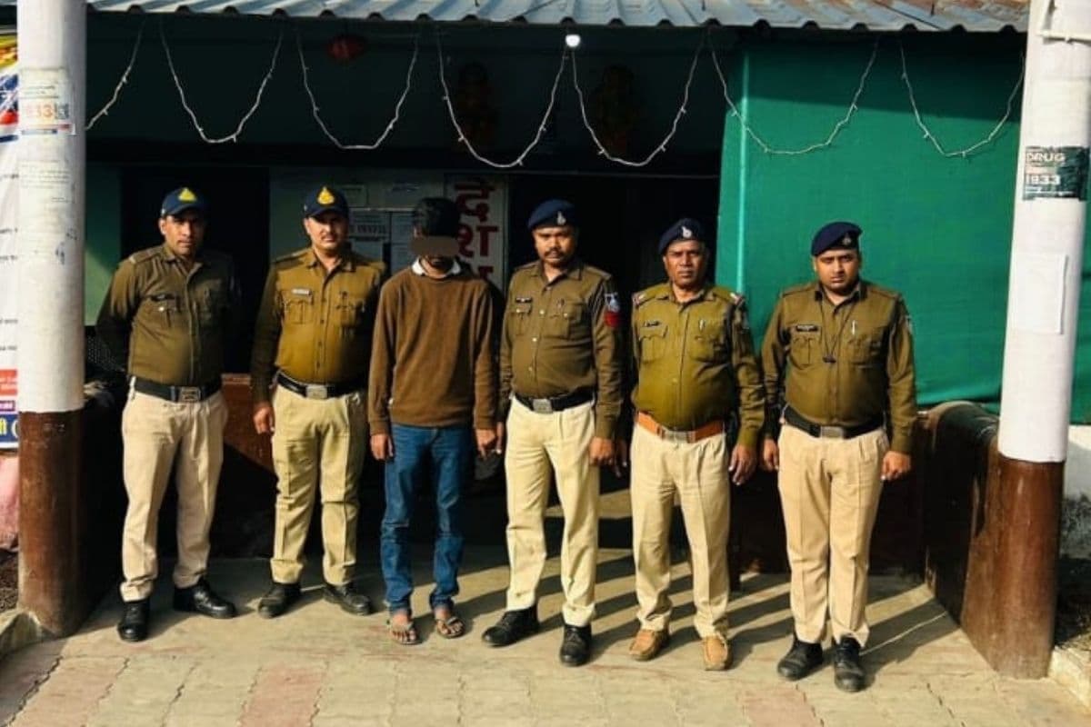 Sidhi Crime News:दोस्तों के साथ मिलकर बॉयफ्रेंड ने अपनी गर्लफ्रेंड के साथ किया ऐसा काम, पुलिस से बचने के लिए अपनाई ये तरकीब, लेकिन हो गया भंडाफोड़