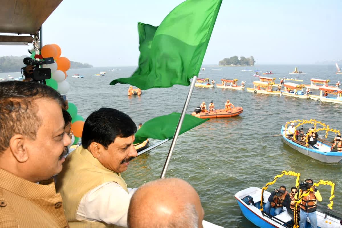 MP Tourism: अब भोपाल में लें सकेंगे डल झील की तर्ज पर सैर का आनंद, शिकारे कराएंगे लहरों से आपकी दोस्ती, सीएम डॉ. मोहन यादव ने 20 शिकारों का किया लोकार्पण