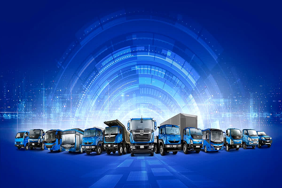 Tata Motors Share Price: टाटा स्टॉक ने किया रिकॉर्ड तोड़ कमाल! 4% की ताबड़तोड़ छलांग, निवेशकों को एक ही दिन में बनाया मालामाल