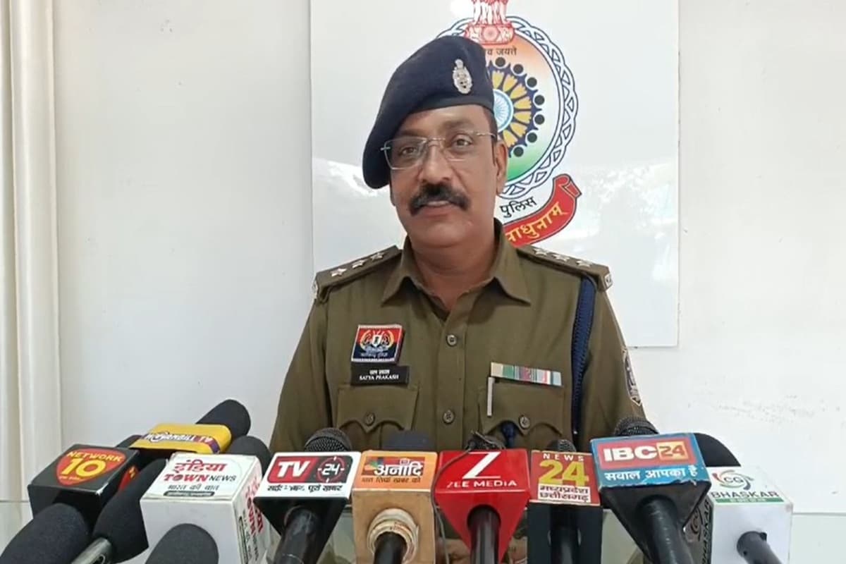 Durg News: दुर्ग में ब्लेड और एसिड से हमला करने वाली पांच लड़कियां गिरफ्तार, मोहल्ले में मचा रखी थी उत्पात