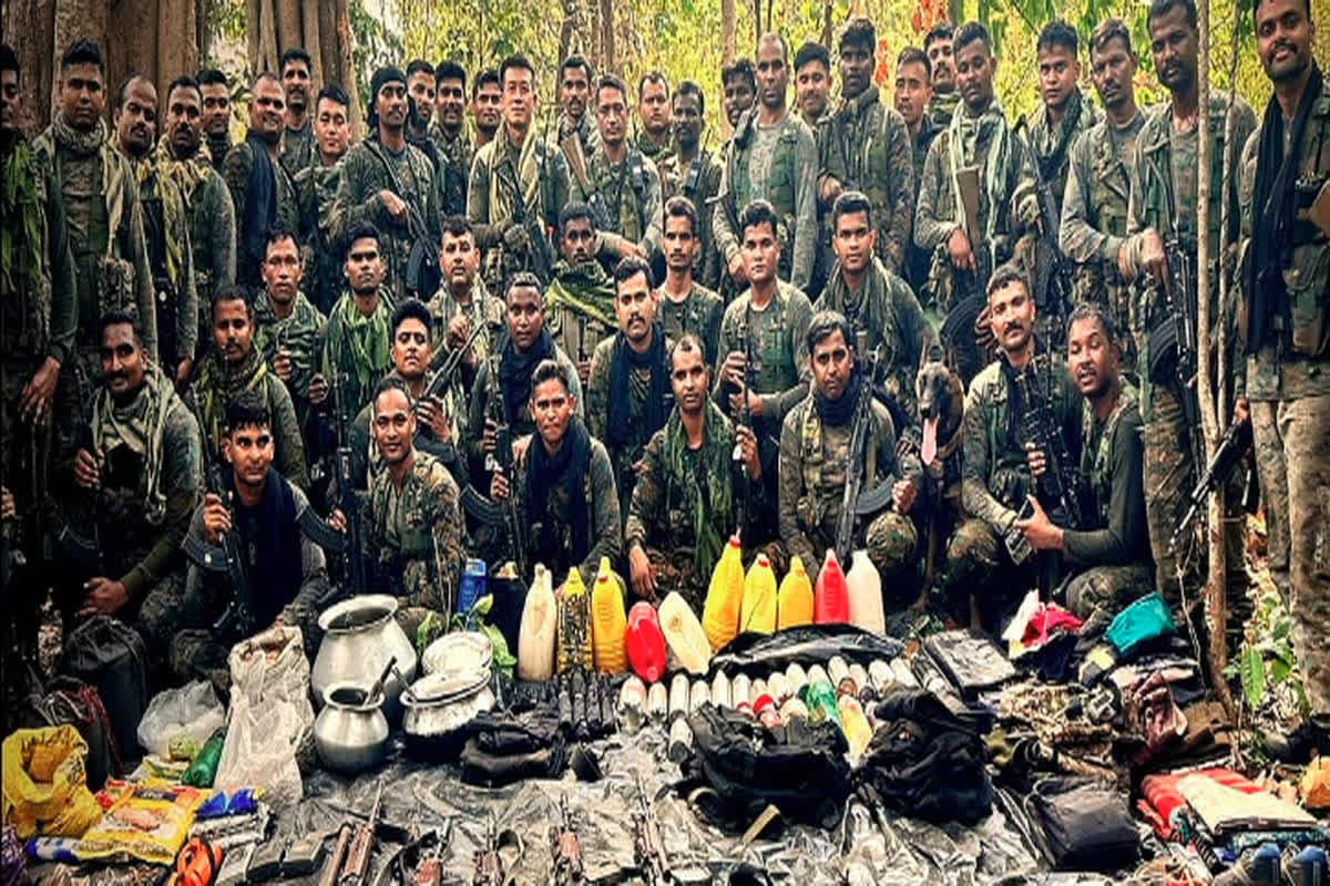 Naxal Free District: नक्सल मुक्त हुआ अब एक और जिला, सरेंडर से खत्म हुआ नक्सली संगठन, खुद SP ने की पुष्टि