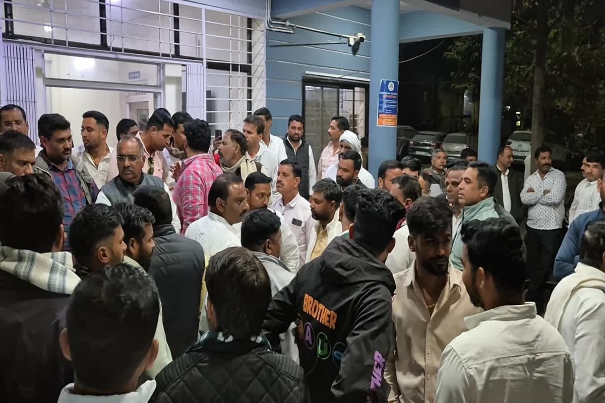 Harda News: विश्नोई समाज के इष्ट देव को लेकर आपत्तिजनक पोस्ट, लोगों ने देर रात किया सिटी कोतवाली थाने का घेराव