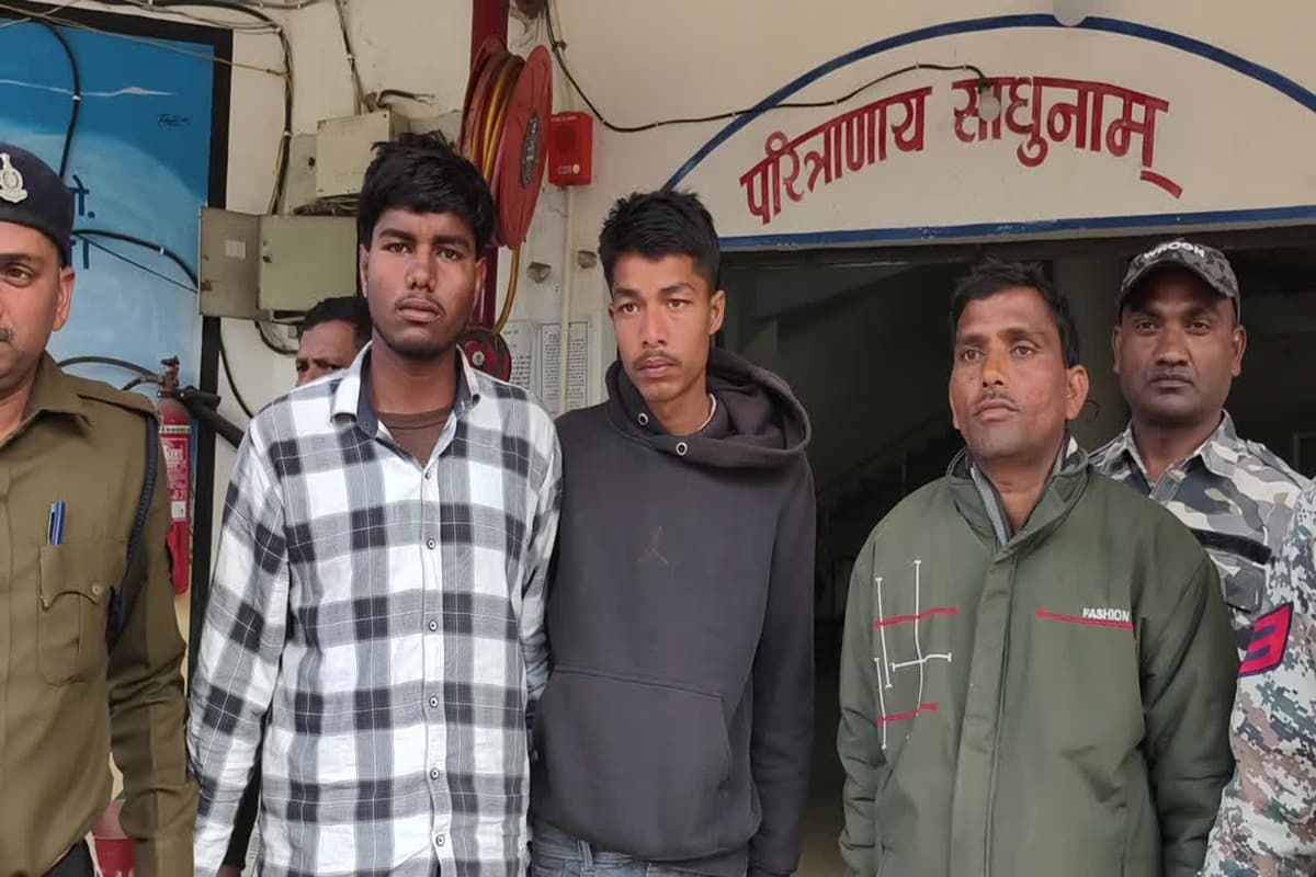 Wadrafnagar Gangrape: छत्तीसगढ़ में फिर महिला से गैंगरेप, काम दिलाने के बहाने कमरे में बुलाया फिर शराब पीकर तीन युवकों ने की हैवानियत