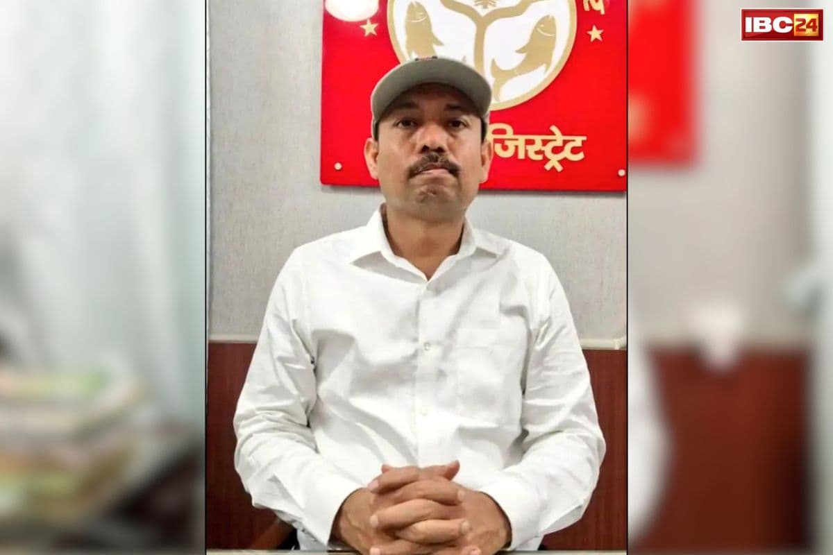 Alankar Agnihotri City Magistrate: “साला पंडित पागल हो गया है”.. इस्तीफा देने वाले बरेली के सिटी मजिस्ट्रेट ने कलेक्टर पर लगाए सनसनीखेज आरोप, सुनें आप भी..