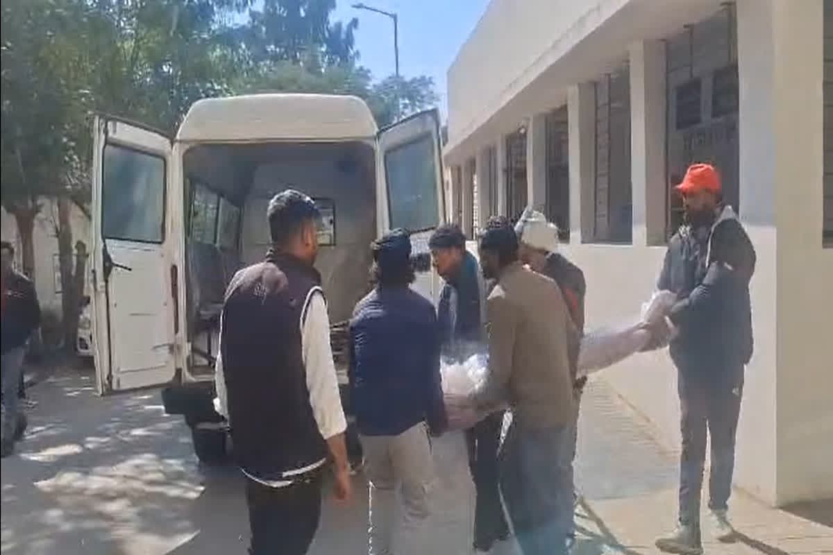 Chhindwara Lavarish Mithai Kand: लावारिस मिठाई कांड से मचा हड़कंप! प्रसाद समझकर लोगों ने खाए, लेकिन बन गया जानलेवा, अब तक इतने लोगों की दर्दनाक मौत