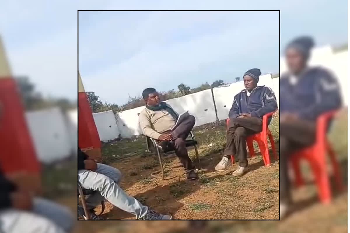MP Teacher Viral Video : सुधरने को तैयार नहीं हेडमास्टर! नशे की हालत में स्कूल पहुंच कर की बदसलूकी, बहाली के दो महीने बाद फिर दोहराई वही शर्मनाक हरकत