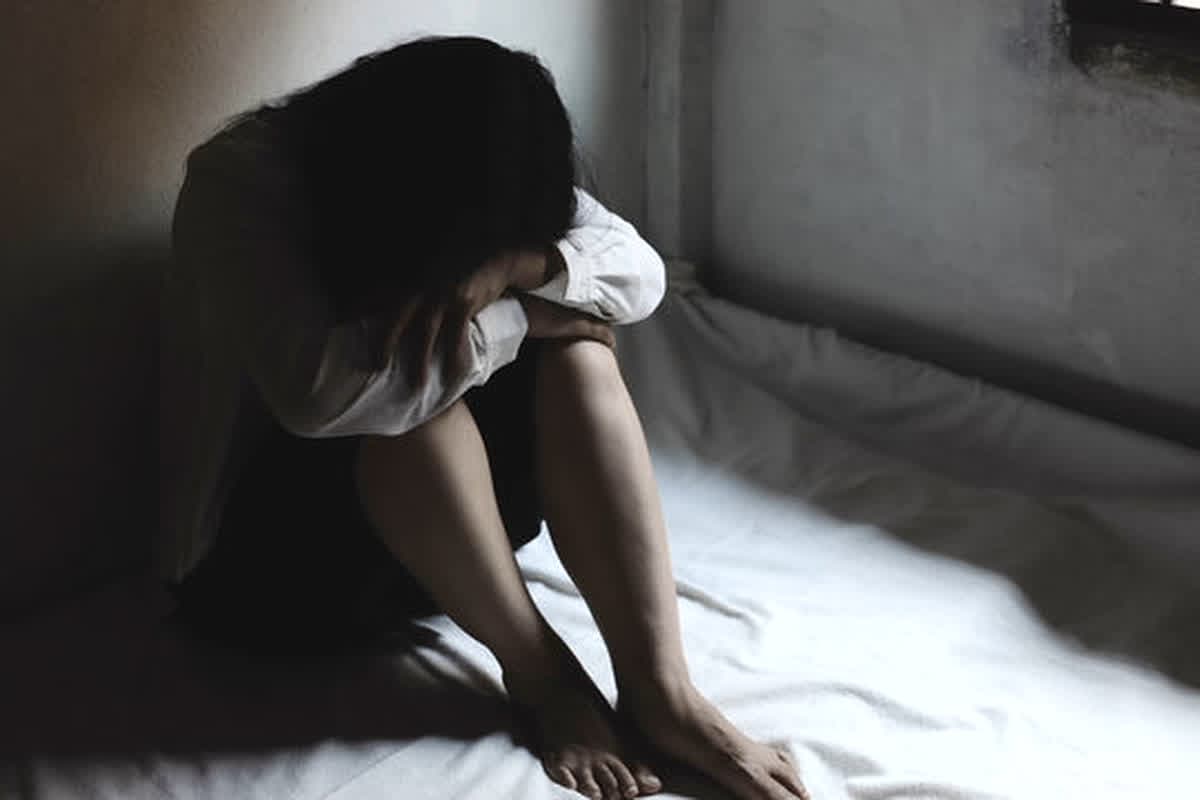 Pakhanjur Rape News: ‘किसी को बताया तो मार दूंगा…,’ पानी पीने के बहाने घर में घुसा दरिंदा, फिर कमरे में खींचकर.. पार की हैवानियत की सारी हदें