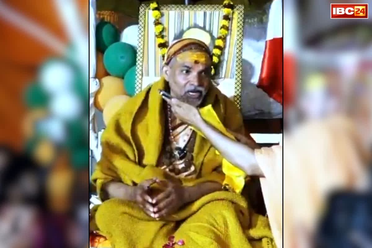 VandeBharat: ताकत बढ़ाने की बजाए आपस में टकरा रहे सनातन के पुरोधा! राजनीतिक फायदा उठाने की कोशिश में विपक्ष, फलाहारी महाराज ने अपने खून से लिखा पत्र
