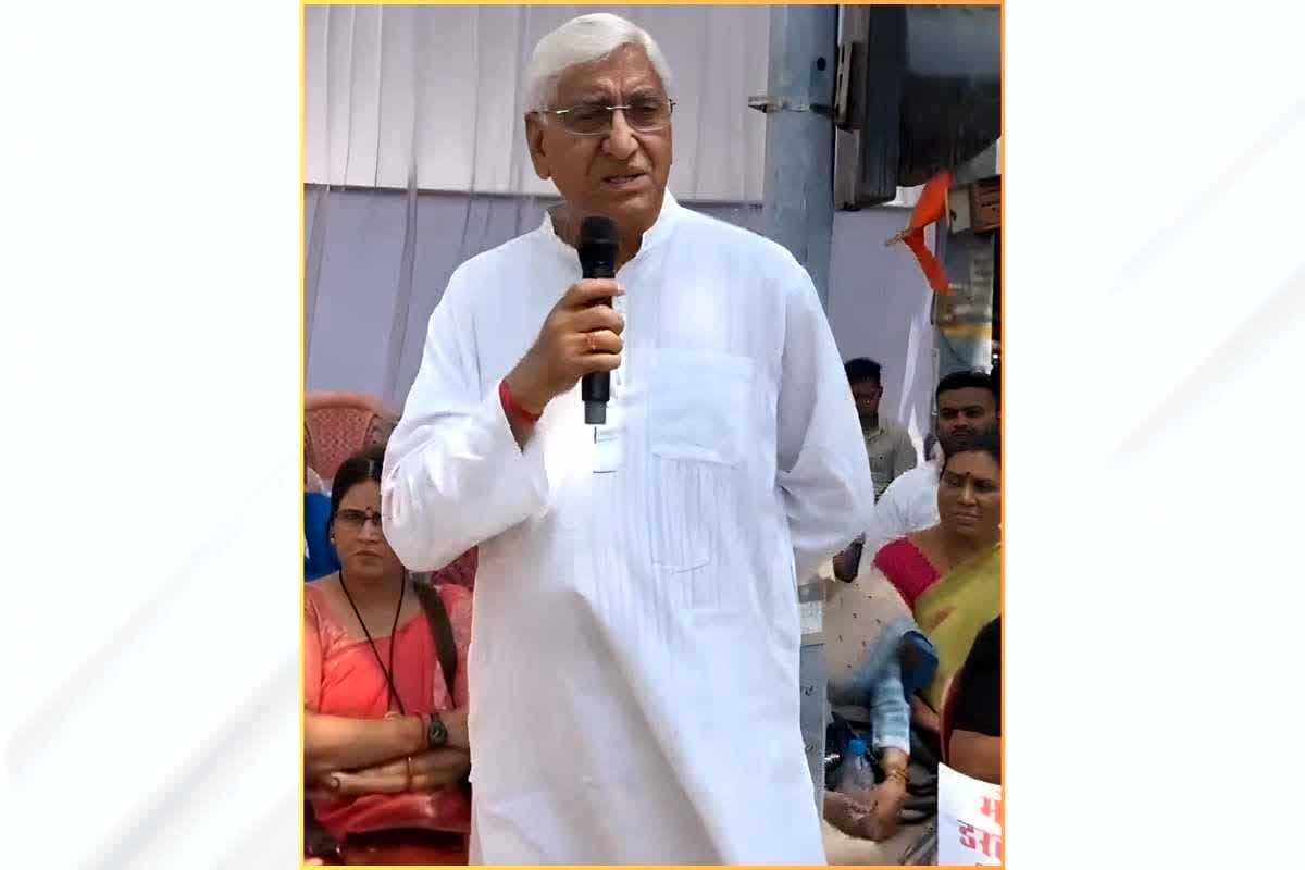 TS Singhdeo on Chaitanya Baghel: चैतन्य बघेल की होगी राजनीति में एंट्री? क्या जनता उन्हें स्वीकार करेगी? टीएस सिंहदेव ने IBC24 पर किया बड़ा खुलासा