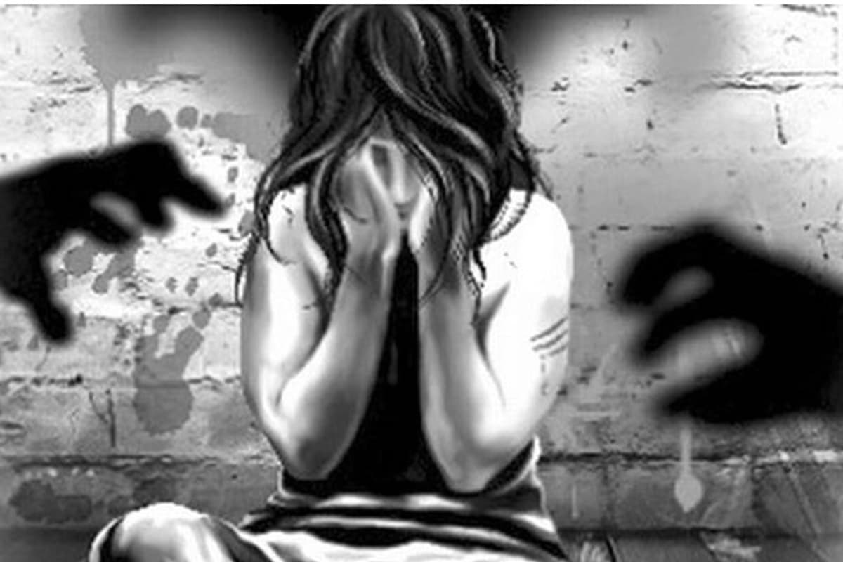 Event Manager gang-raped: मुंबई की इवेंट मैनेजर को फार्म हॉउस में बंधक बनाकर गैंगरेप, 10 दिनों तक तीन लोग करते रहे हैवानियत
