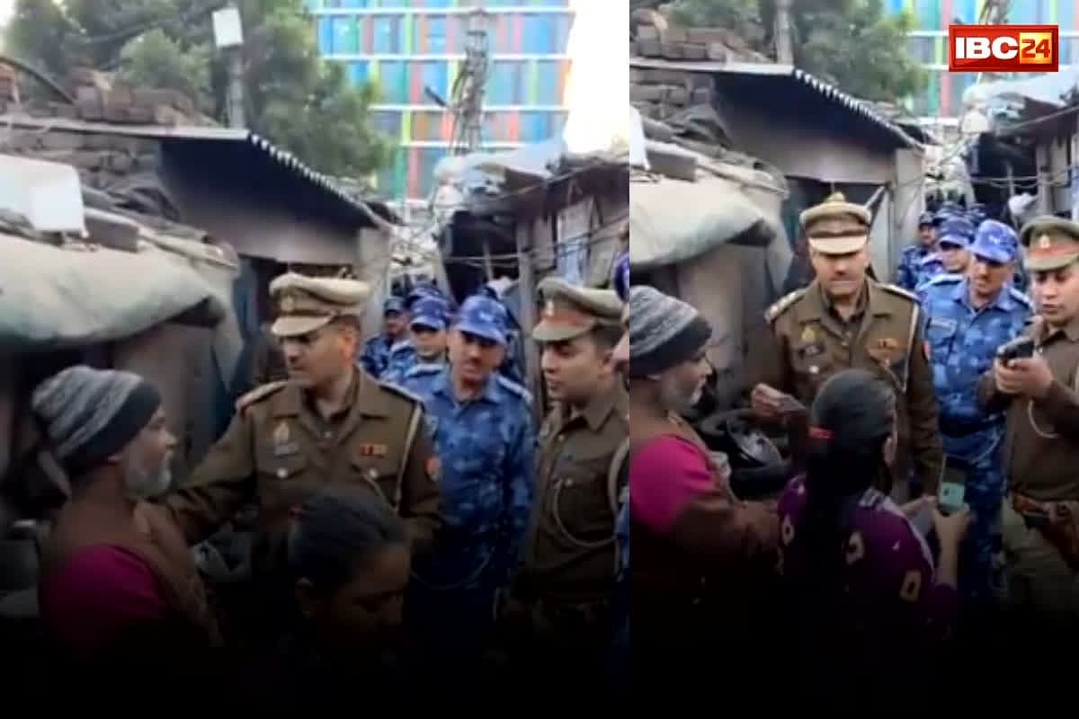 Ghaziabad News : मोबाइल से नागरिकता पता कर रहे यहां के दरोगा? पीठ पर फोन कर युवक को कहा बांग्लादेशी, वीडियो सामने आते ही मचा बवाल