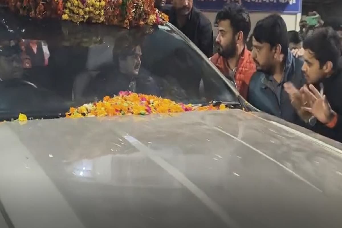 Mahanaryaman Scindia Injured: केंद्रीय मंत्री ज्योतिरादित्य सिंधिया के बेटे घायल, क्रिकेट देखने जाते वक्त हुआ ये हादसा