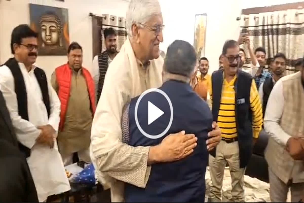 Bilaspur News: टीएस सिंहदेव से मिले मंत्री राजेश अग्रवाल, नेताओं की शिष्टाचार भेंट, राजनीतिक गलियारों में हलचल