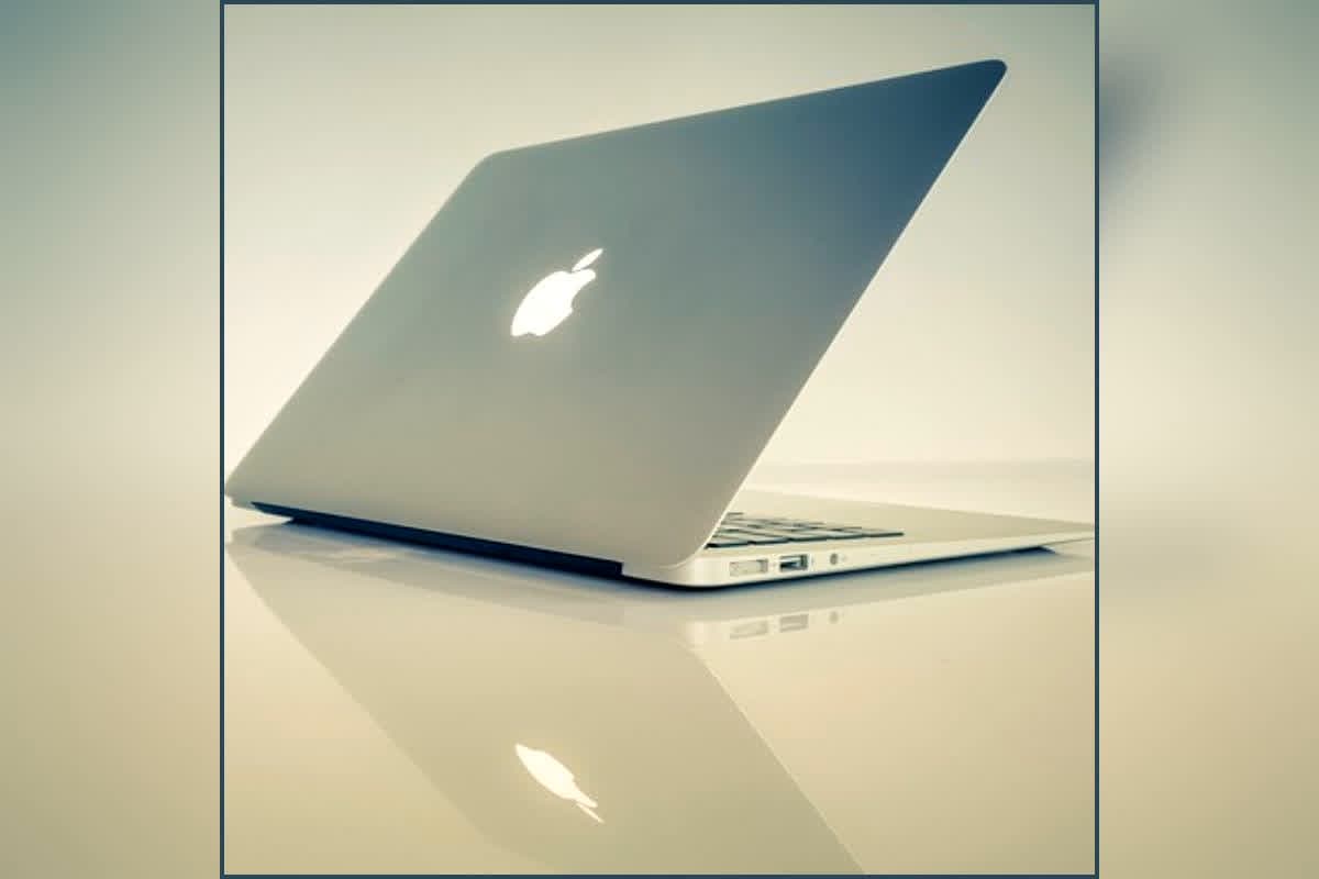 (Apple Macbook/ Image Credit: Pixabay)