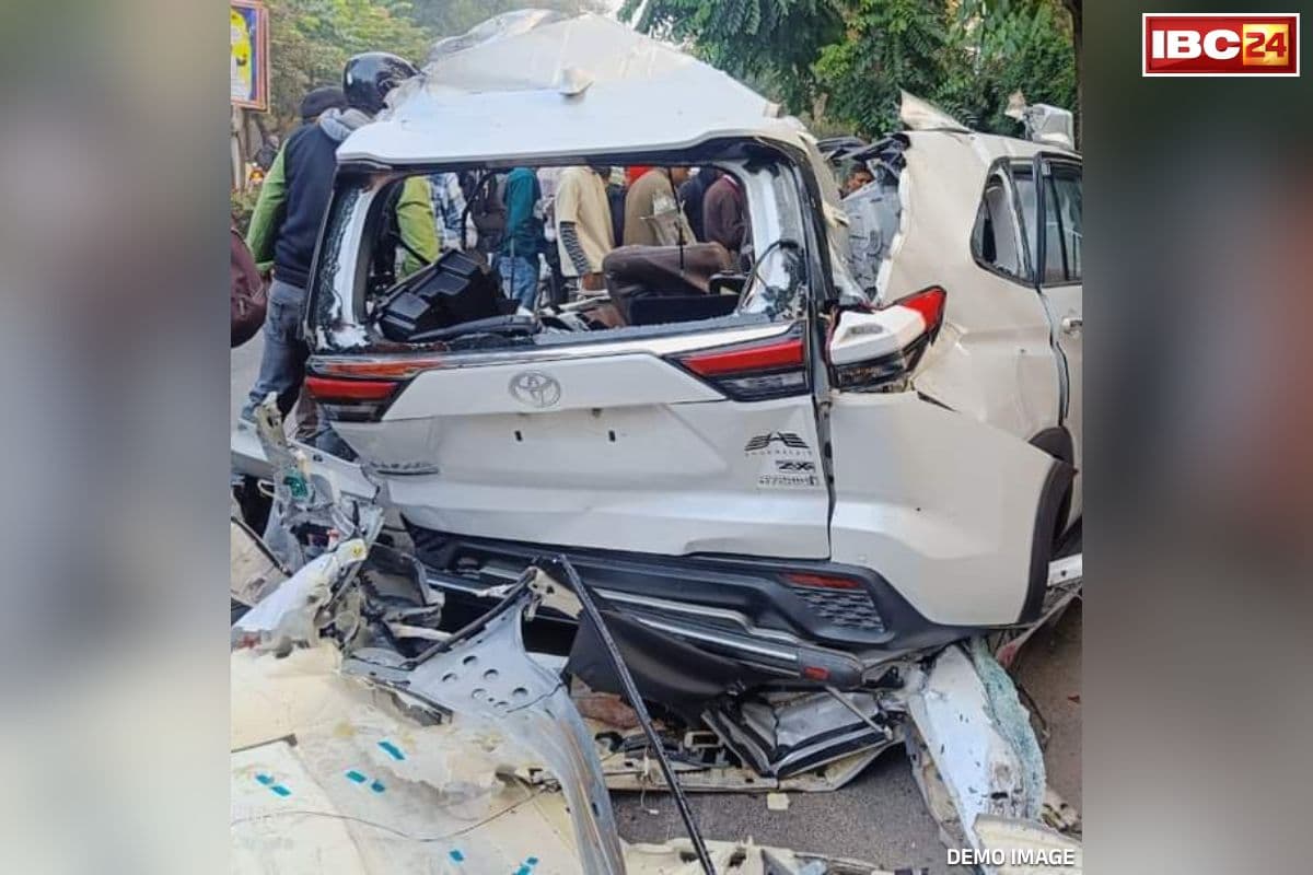 Bhind Car-Bus Accident News: सड़क हादसों में 8 की दर्दनाक मौत.. यहां कार-बस की टक्कर के बाद मच गई चीख-पुकार, सामने आया खौफनाक मंजर..