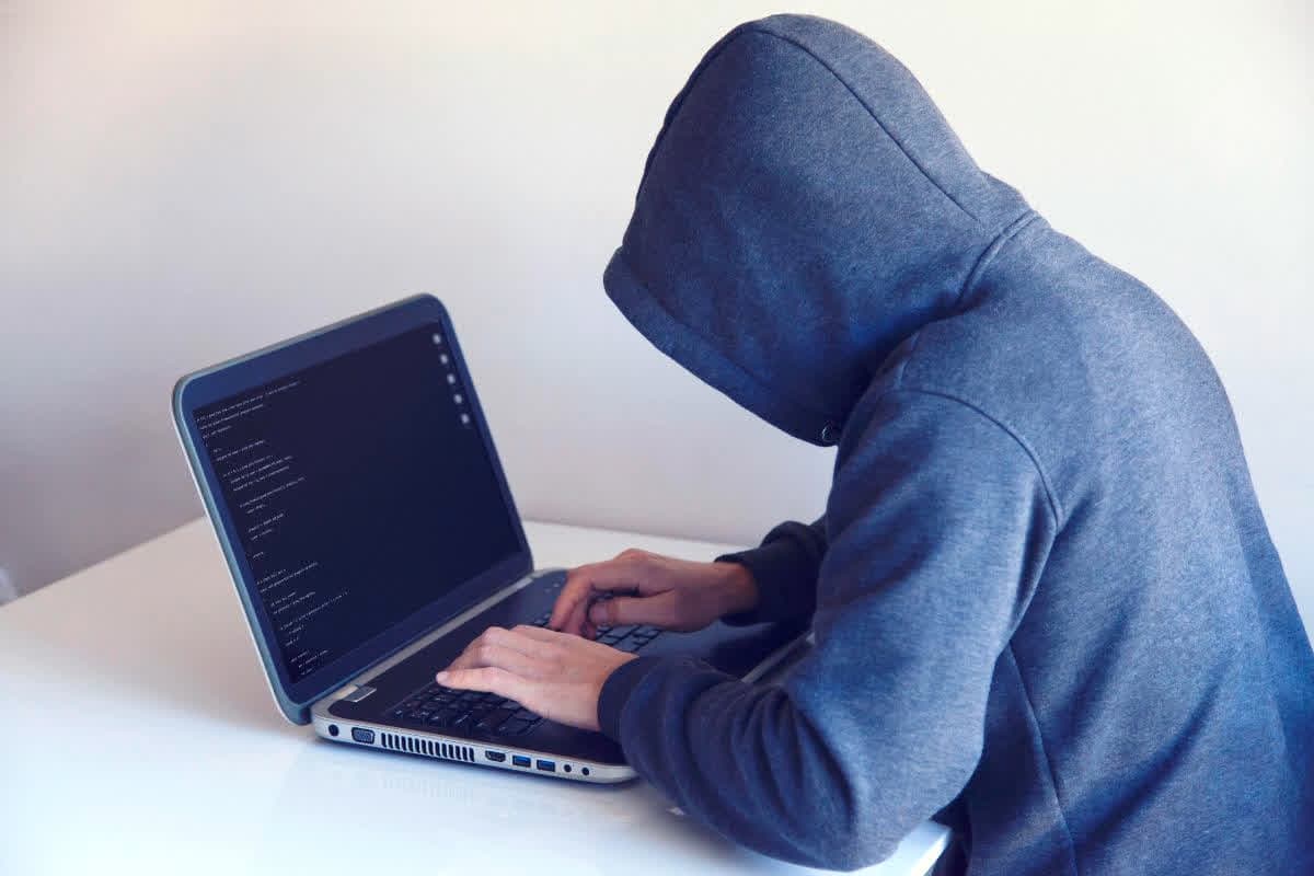 Cyber Frauds: सावधान! पोस्ट ऑफिस वाला मैसेज… केवल एक गलती और आपका बैंक अकाउंट साफ! ठगी के जाल से ऐसे बचे