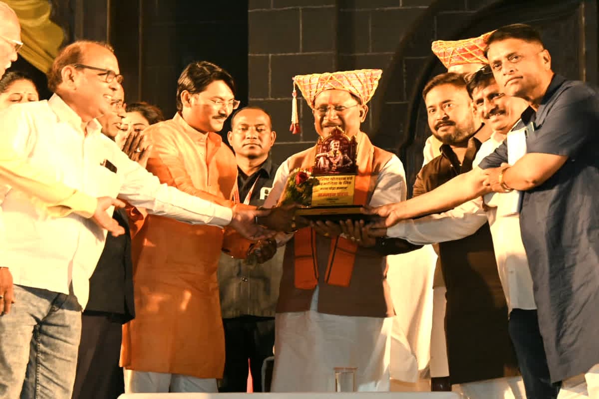Jaanta Raja Play Raipur: रायपुर में गूंजा ‘जाणता राजा’! मंच पर जीवंत हुई छत्रपति शिवाजी महाराज की गौरवगाथा, मुख्यमंत्री साय बोले- शिवाजी महाराज का आदर्श जीवन युवाओं के लिए सबसे बड़ी प्रेरणा