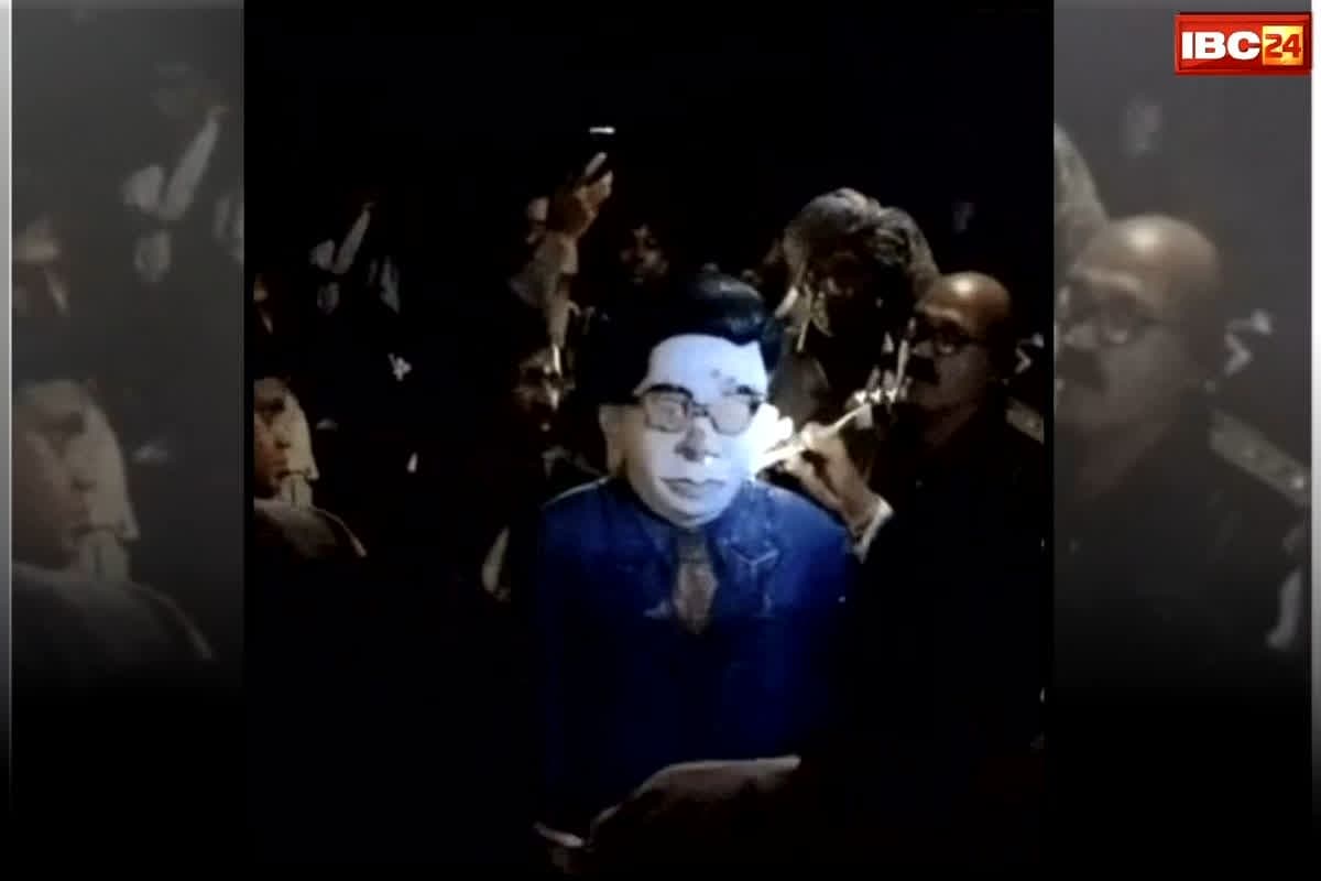 Bhimrao Ambedkar Statue Pathrav: बहुत बड़ा मामला! डॉ. भीमराव अंबेडकर की प्रतिमा पर बदमाशें ने किया पथराव, सामने आई तस्वीरों से हर कोई स्तब्ध