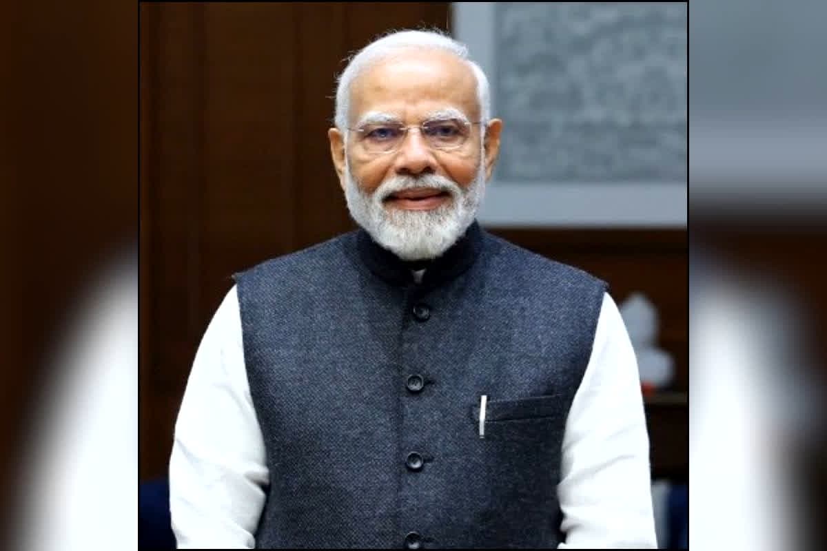 PM Modi News : मैक्रों से लेकर सुल्तान हैथम तक… पीएम मोदी ने युद्ध के बीच इन तीन बड़े देश के नेताओं से की बात, इन अहम मुद्दों को लेकर हुई चर्चा