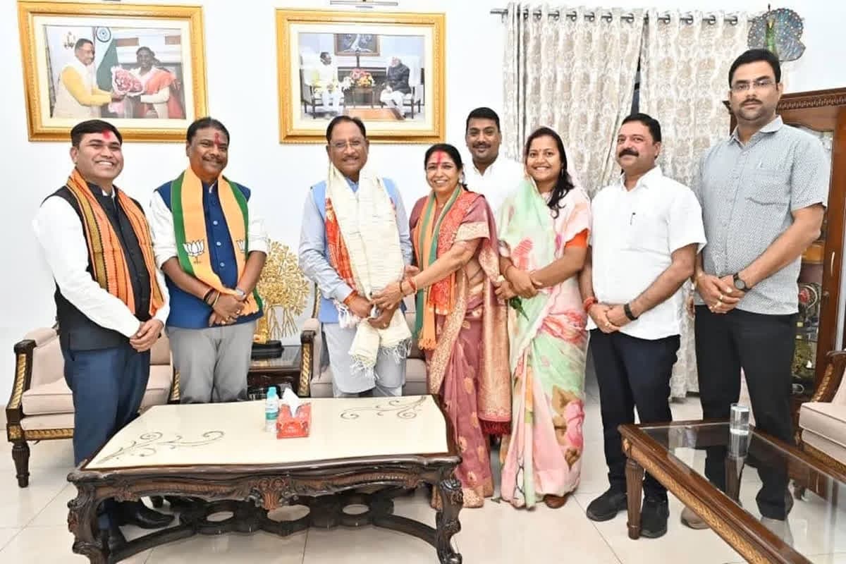 Rajya Sabha Candidate Chhattisgarh Laxmi Verma: मिली जवाबदारी तो संगठन में बढ़ाई महिलाओं की भूमिका, अब भाजपा ने दिया राज्यसभा टिकट का इनाम, जानिए कौन है लक्ष्मी वर्मा?