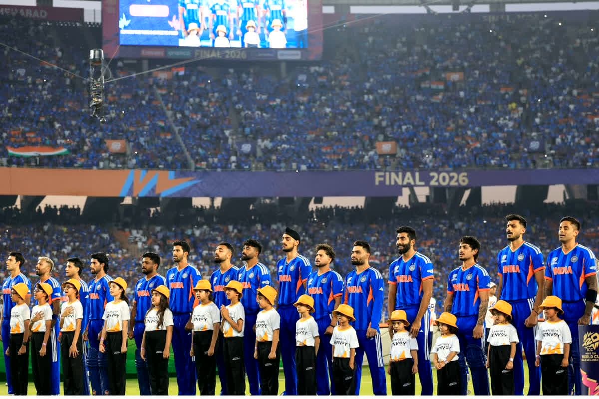 India vs New Zealand Final : टीम इंडिया की ऐतिहासिक जीत पर प्रधानमंत्री मोदी, गृहमंत्री अमित शाह सहित इन दिग्गज नेताओं ने दी बधाई, कहा- यह गौरव का क्षण