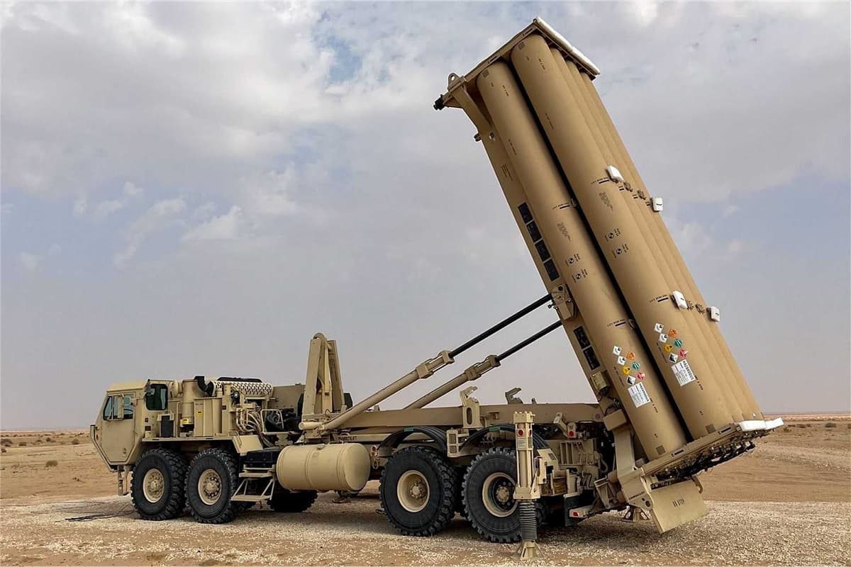 Israel Iran War Update: ईरान के साथ जंग के बीच अमेरिका को तगड़ा झटका, तबाह हुआ इस जगह पर तैनात एयर डिफेंस सिस्टम, इतने हजार करोड़ रुपए थी कीमत
