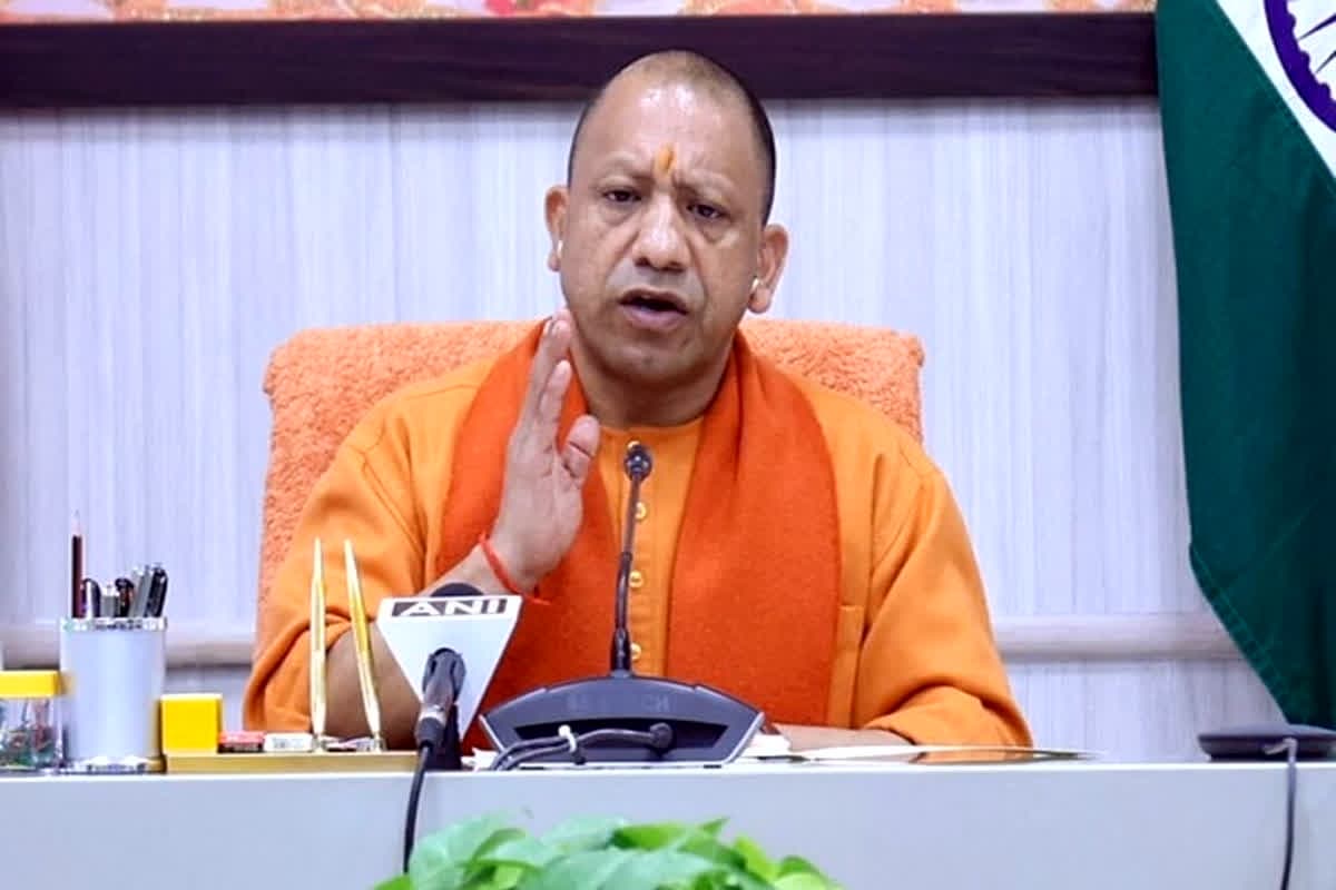 Puch AI MOU Controversy: 50 लाख की रेवेन्यू वाली कंपनी के साथ कैसे हो सकती है 25 हजार करोड़ की डील? Puch AI विवाद की सीएम योगी ने बताई सच्चाई, जानें यहां सबकुछ