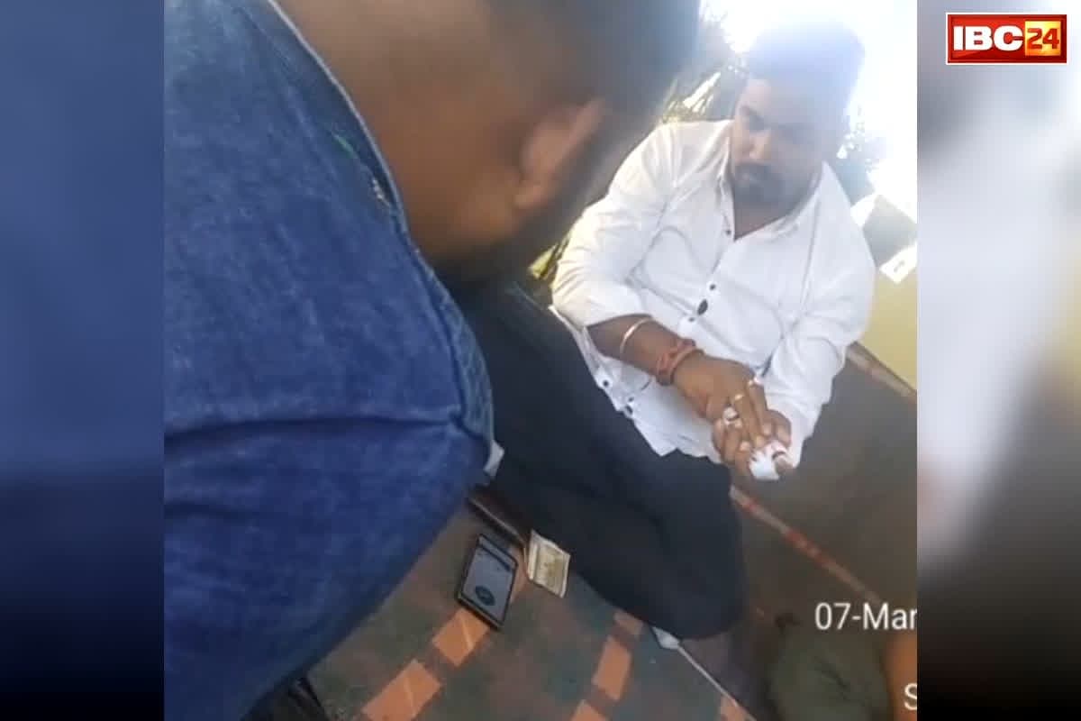 BJP Neta Shubham Singh Viral Video: अफीम की खेती के बाद अब जुआ खेलते दिखे छत्तीसगढ़ बीजेपी के ये नेता, बकायदा रील भी डाली, लिखा-दबदबा है हमारा…