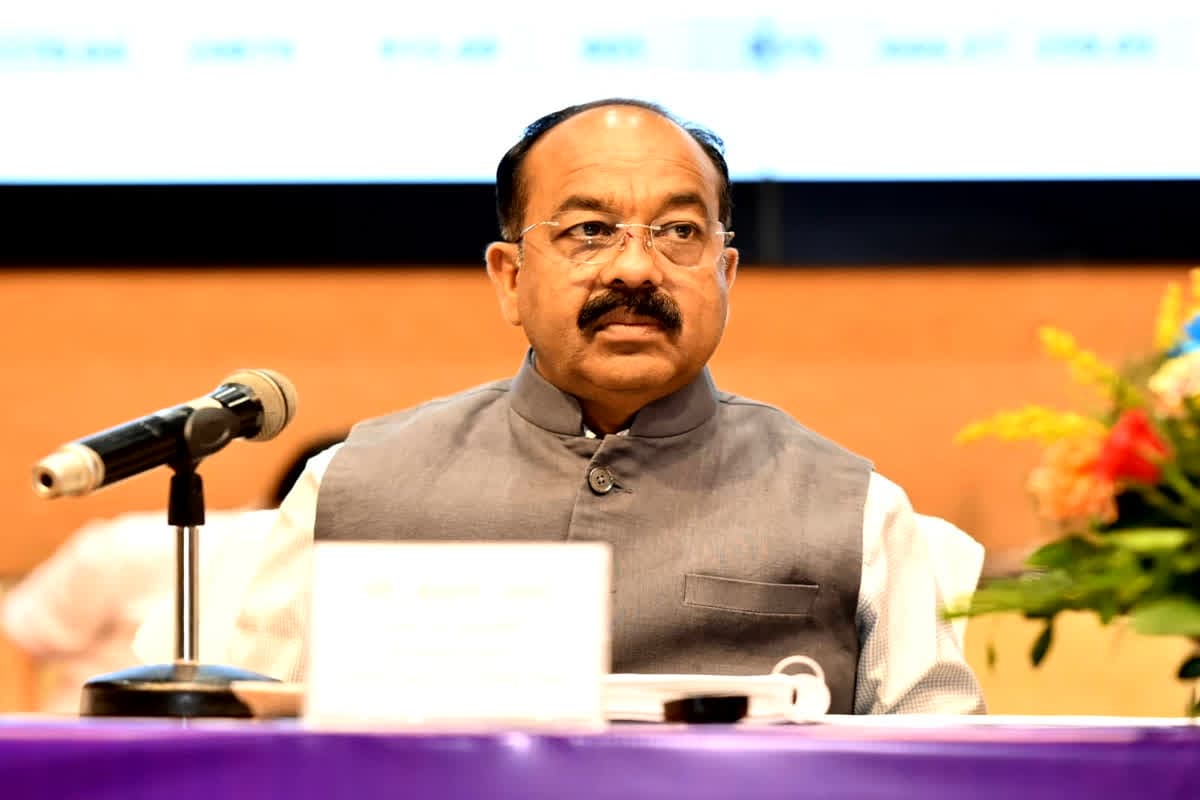शह मात The Big Debate: ‘जहां बघेल को प्रभार..वहां मिली हार!’ भाजपा ने किया कटाक्ष तो कांग्रेस ने लगाया धांधली का आरोप, 5 राज्यों के नतीजों पर छत्तीसगढ़ में घमासान क्यों?