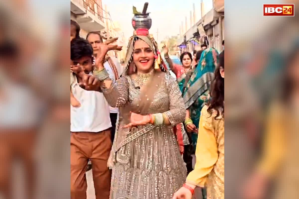 Seema Haider and Sachin News: छठें बच्चे का नाम रखा ‘भारत’.. कुंआ पूजन में साथ चलते दिखे वकील एपी सिंह, नाचते रहे सीमा हैदर और सचिन