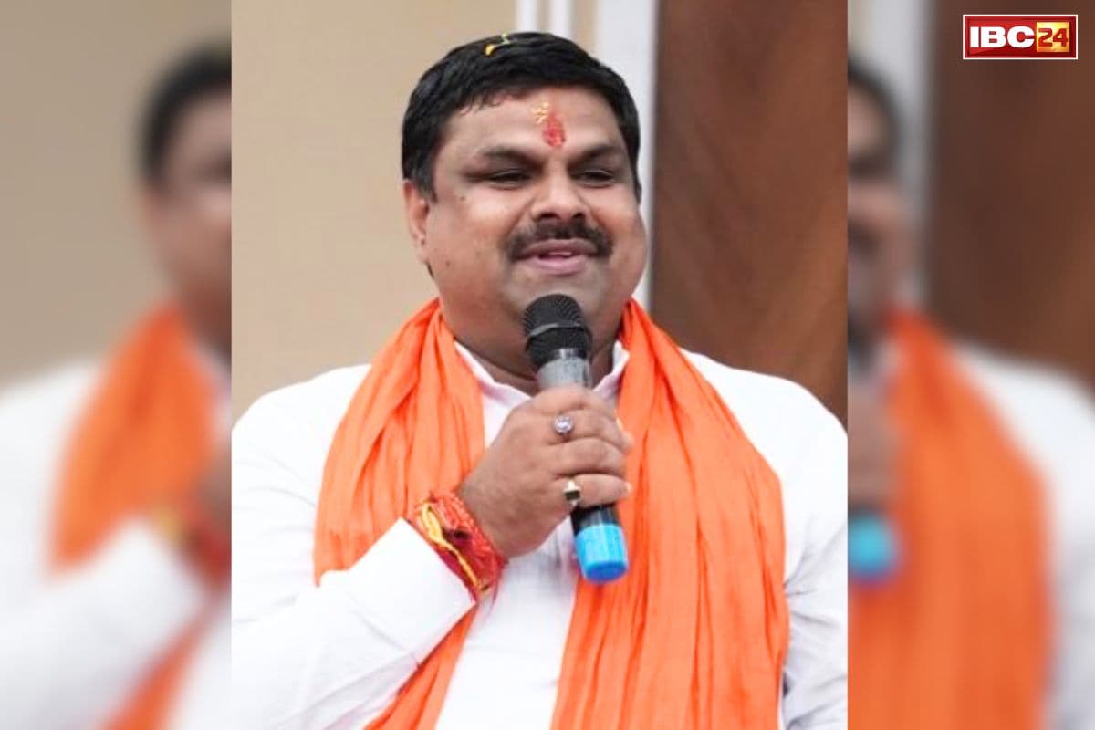 शह-मात The Big Debate: नए शिक्षण सत्र का नए तरीके से आगाज.. इधर सरकार के ऐलान से विपक्ष नाराज.. मंत्रोच्चारण से शुरू होगी क्लासेस..