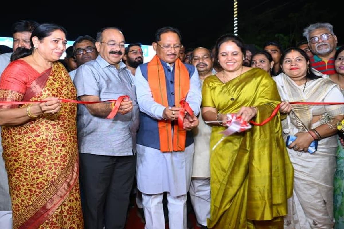CG News: रायपुर के लाखों लोगों को मिलेगी ट्रैफिक जाम से राहत! CM साय ने किया कचना रेलवे ओवरब्रिज का लोकार्पण, इतने करोड़ की लागत से हुआ है निर्माण