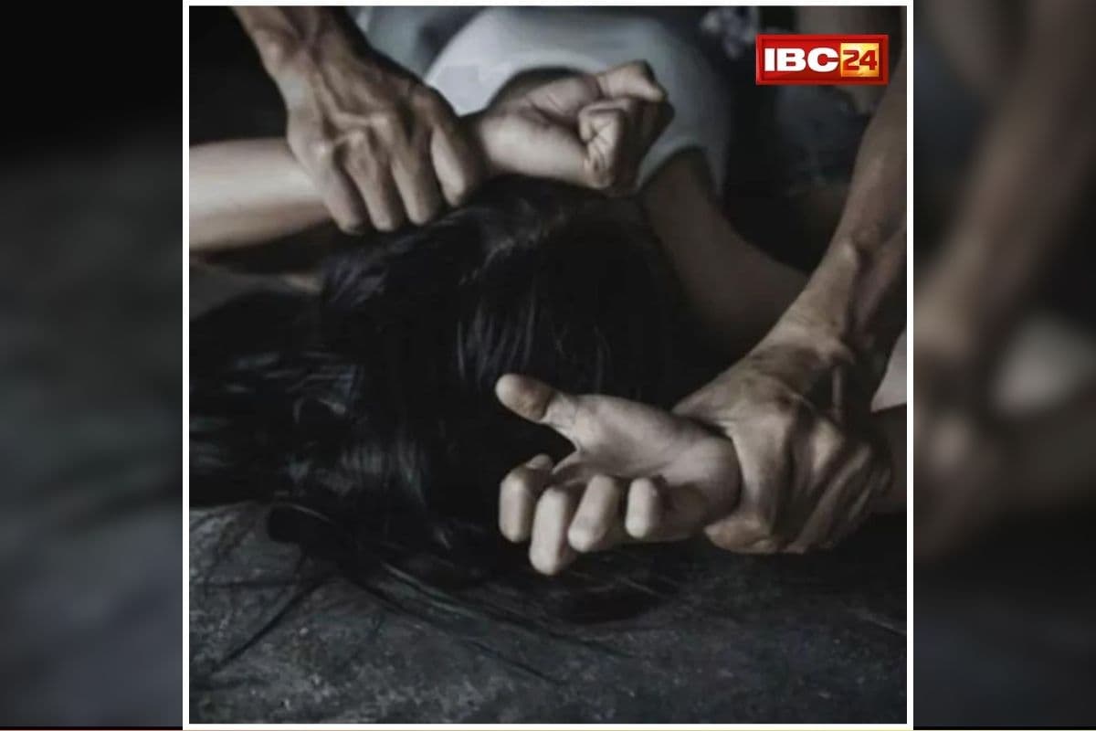 Gwalior Rape News: नगर पालिका कर्मचारी की घिनौनी करतूत, नौकरी का झांसा देकर मां-बेटी के साथ किया ऐसा काम, सुनकर कांप जाएगी रूह