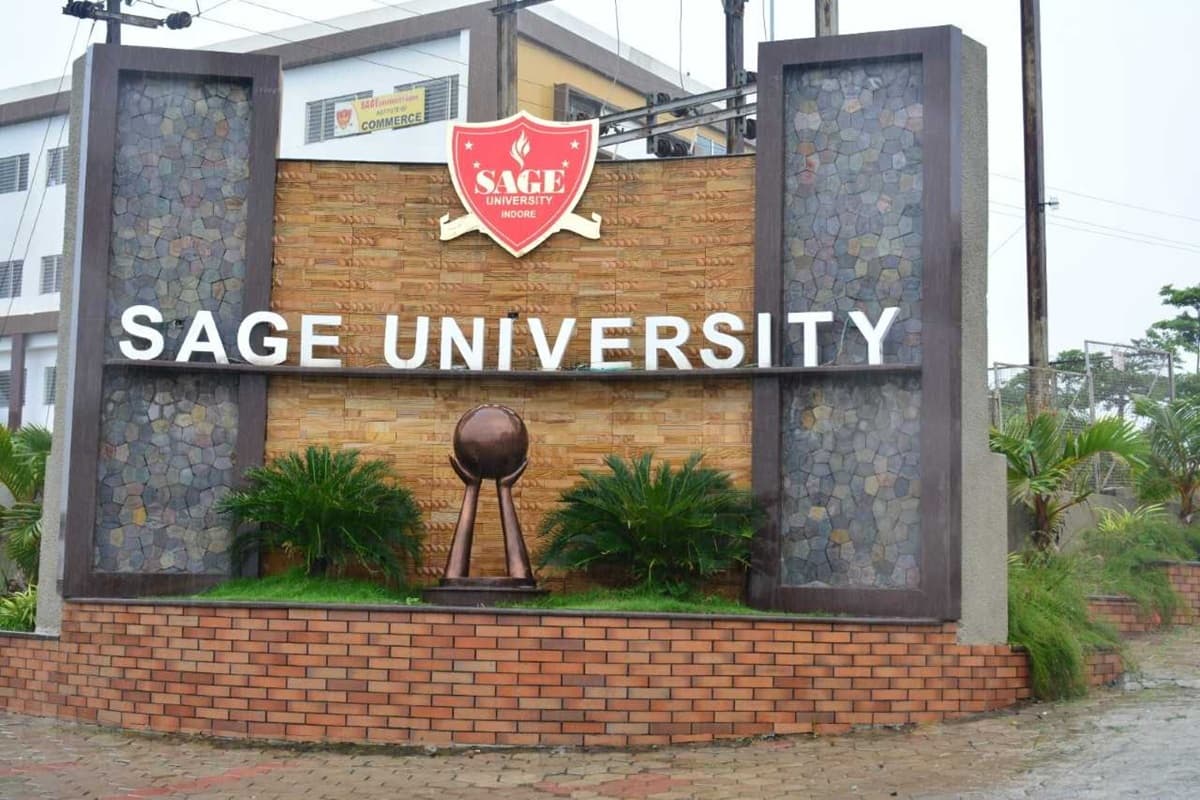 SAGE University Indore : अंतरराष्ट्रीय स्तर पर चमका सेज यूनिवर्सिटी इंदौर का नाम, मिली AACSB की सदस्यता, छात्रों को मिलेगा वैश्विक शिक्षा और रिसर्च का लाभ