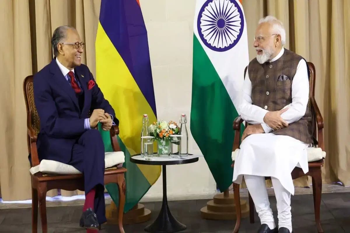 PM Modi Mauritius PM Meeting: मॉरीशस के प्रधानमंत्री से मिले मोदी, समुद्री सुरक्षा समेत इन मुद्दों पर हुई चर्चा, दोनों देशों ने जताई सहमति