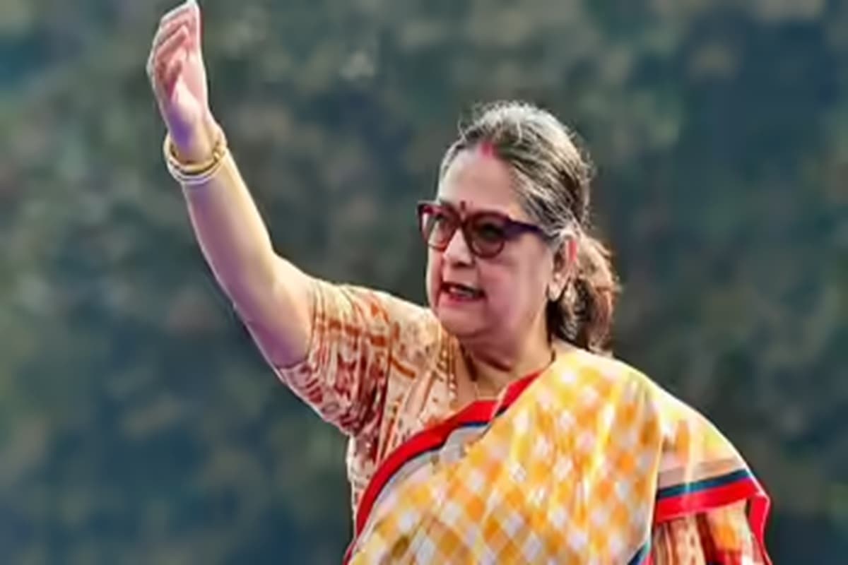 TMC Crisis Latest News: ममता बनर्जी के लिए एक और खतरे की घंटी! संसद में अलग गुट की मांग लेकर स्पीकर से मिलेंगे बागी सांसद, जानिए कौन हो सकता है पार्टी का लीडर