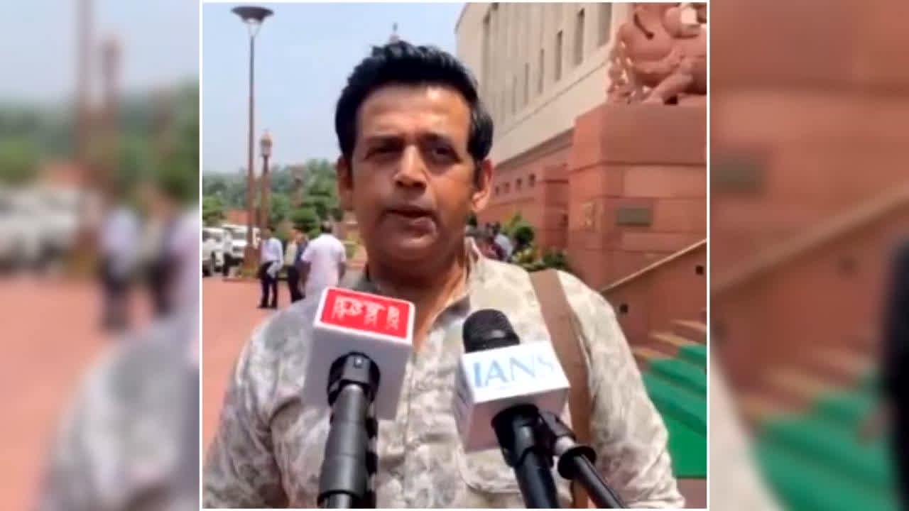 Ravi Kishan On Gen Z: 'मुझे निशब्द कर दिया'....मौन व्रत पर ट्रोल हुए रवि किशन की प्रतिक्रिया, अब Gen Z को लेकर कह दी ऐसी बात /image: PTI X