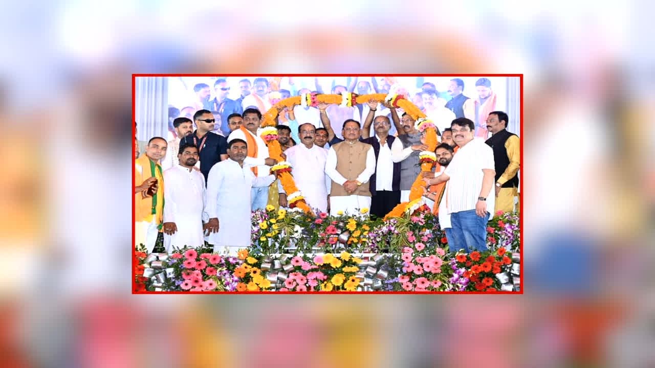CM Vishnu Deo Sai Birgaon Visit: बीरगांव में बनेगा नालंदा परिसर और मॉडल रजिस्ट्री कार्यालय, सीएम साय ने किया ऐलान, इतने करोड़ रुपए के विकासकार्यों का किया लोकार्पण व भूमिपूजन